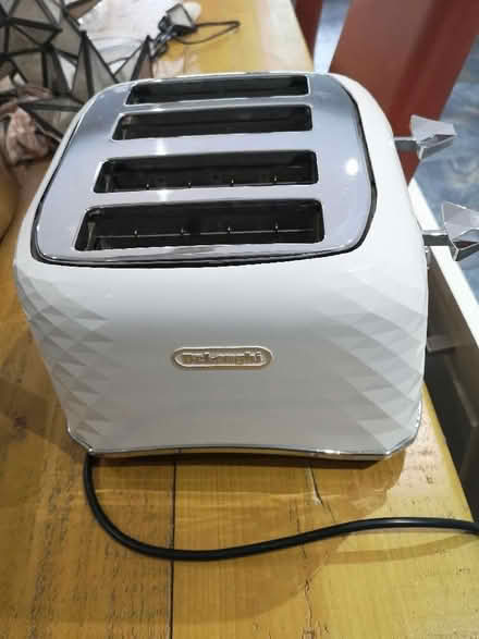 Photo of free 4 Slot Toaster (DA1) #1