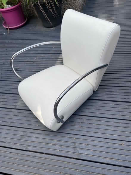 Photo of free Hairdressers chair (Grays RM20) #3