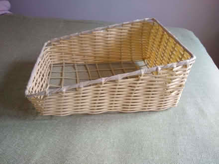 Photo of free Plastic wicker effect In Tray (Top Amersham HP6) #1