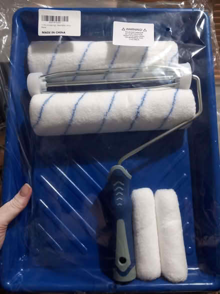 Photo of free paint roller set (Mile Oak BN41) #1