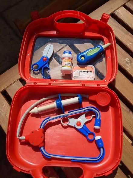 Photo of free Play doctors kit (Worcester WR5) #1