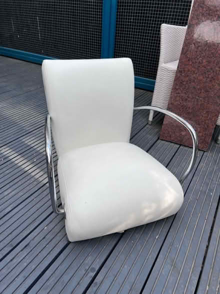 Photo of free Hairdressers chair (Grays RM20) #1