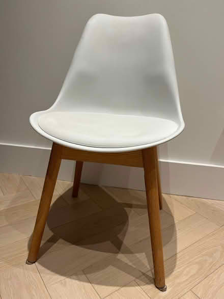 Photo of free 3x dining chairs (NW8) #1