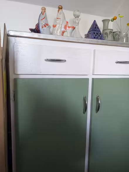 Photo of free Formica cabinet (SE14) #1