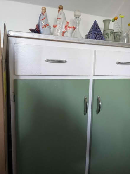 Photo of free Formica cabinet (SE14) #1