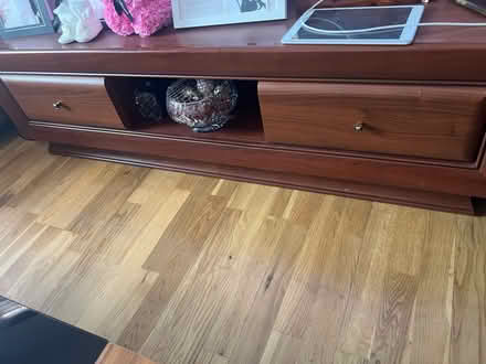 Photo of free tv stand (seven kings) #1