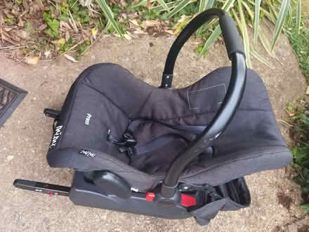 Photo of free Mimi Car Seat (Woosehill RG41) #1
