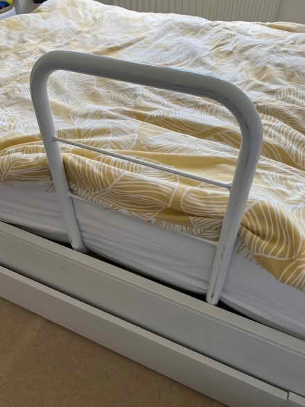 Photo of free Metal bed guard (Merton Park SW19) #1