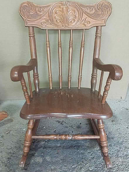 Photo of free Child's Rocking Chair & Horse (Near Mooseheart 60510) #3