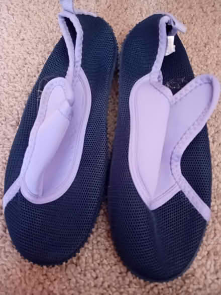 Photo of free 2x kids water shoes size 2 (CW1 Crewe) #1