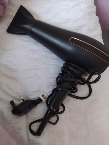 Photo of free Babyliss hair dryer, salon cord (ware SG12) #1