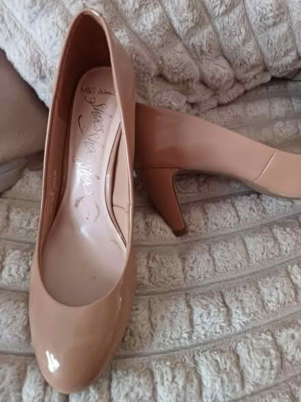 Photo of free Shoes size 6 (Malvern Link WR14) #3