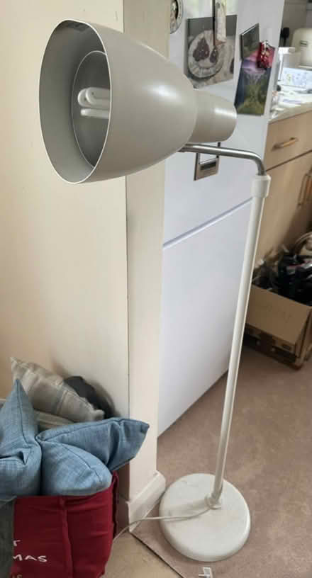 Photo of free Lamp (Islington N1) #1