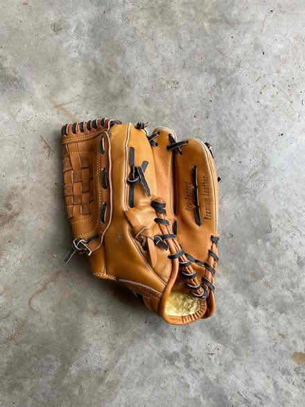 Photo of free Little League glove (Babylon, NY) #1
