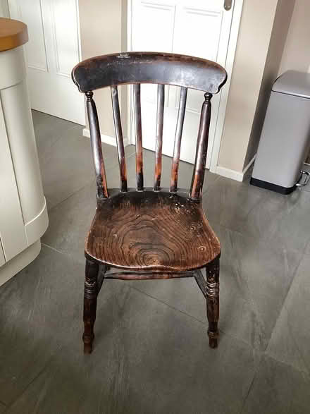 Photo of free Antique chairs with legs (Poynton SK12) #1