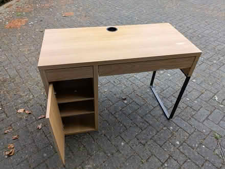 Photo of free IKEA desk (North Hinksey OX2) #1