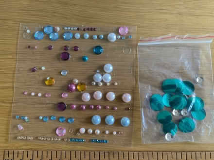 Photo of free ‘Gems’ and sequins (Mannings Heath) #1