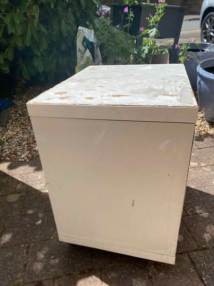Photo of free Small white cabinet on wheels (Heath) #3