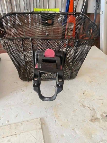 Photo of free Bike basket (Havant PO9) #2