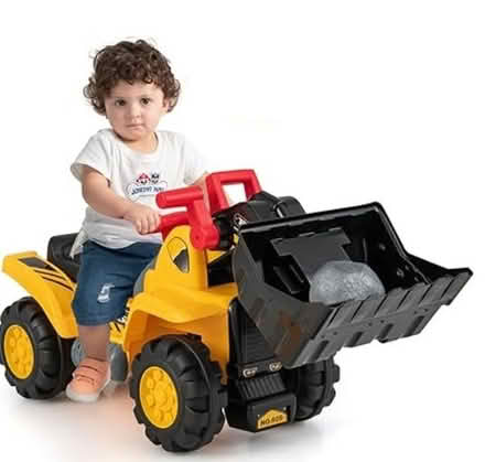 Photo of free Ride On Bulldozer / Excavator (Wedgwood) #2