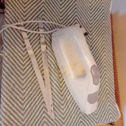 Photo of free Electric carving knife (CF83 1BR- Caerphilly) #1