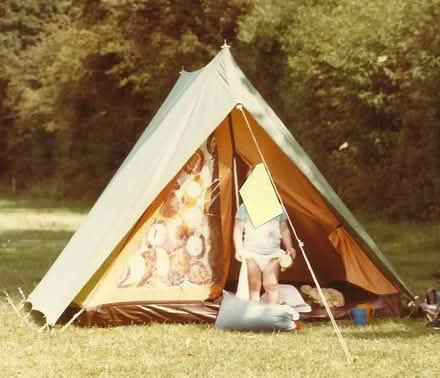 Photo of free play tent (Barkham RG41) #2