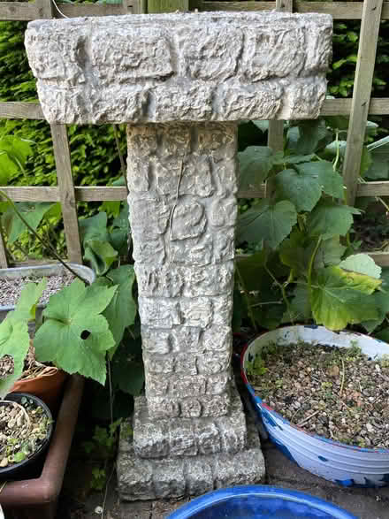 Photo of free Sundial - with no sundial ! (Richings Park SL0) #1
