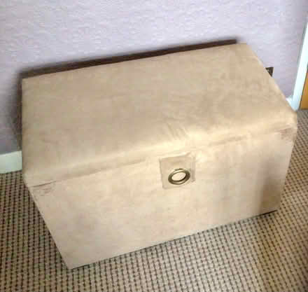 Photo of free Ottoman (Garforth, Leeds, LS25) #1