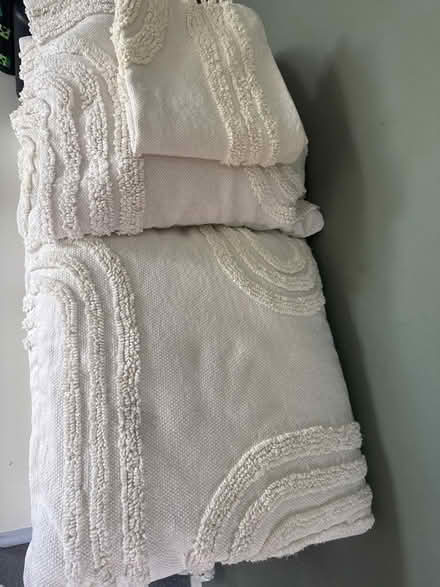 Photo of free 5 cushions. (Church RG2) #1