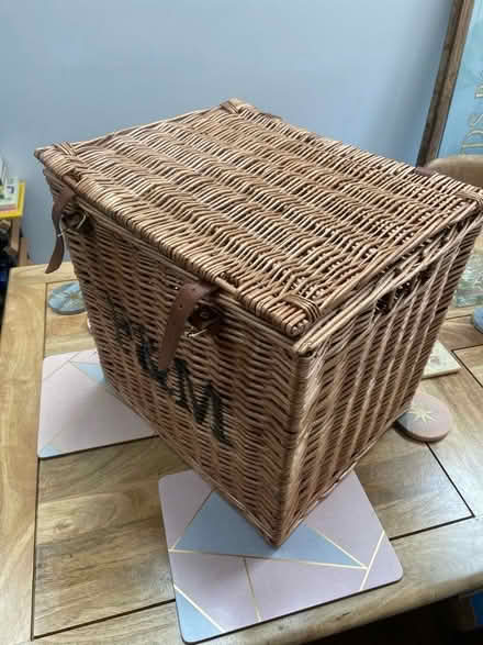 Photo of free Fortnum & Mason Large Basket (Chiswick W4) #2