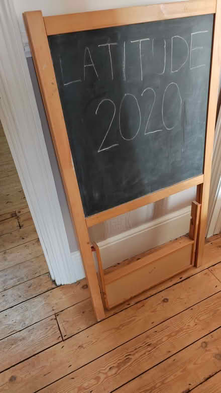 Photo of free White board /chalk board easel (Upper Walthamstow E17) #2