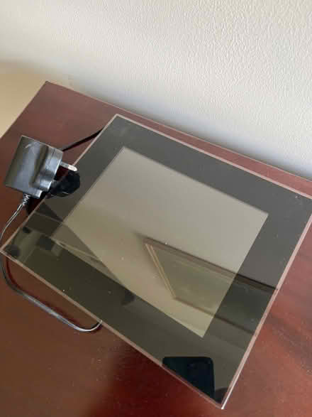 Photo of free Electronic photo frame (West Town) #1