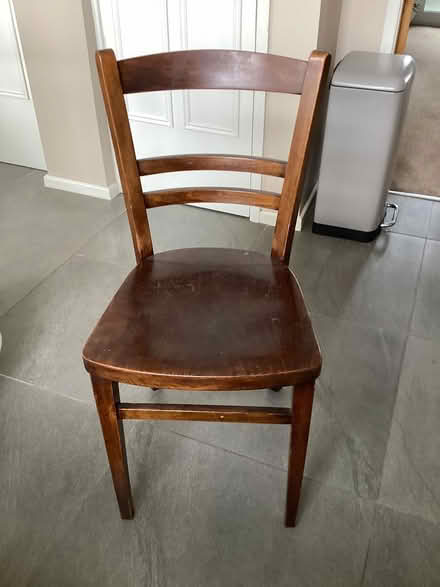 Photo of free Antique chairs with legs (Poynton SK12) #3