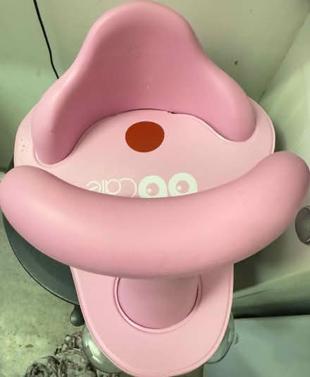 Photo of free Baby seat (New hey road BD4) #1