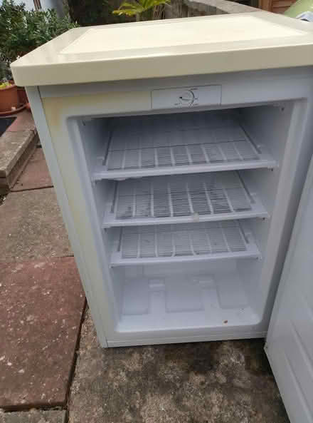 Photo of free Under counter freezer (Littlehampton BN17) #2