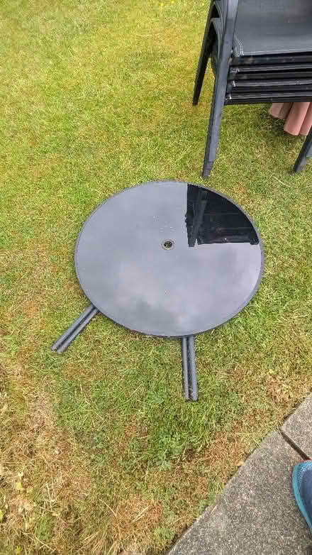 Photo of free Patio Set. (Caterham on the Hill CR3) #2