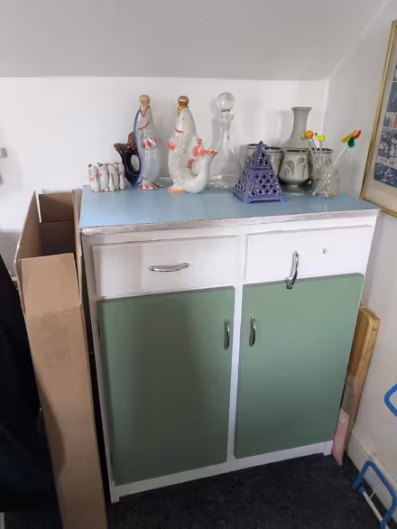 Photo of free Formica cabinet (SE14) #2