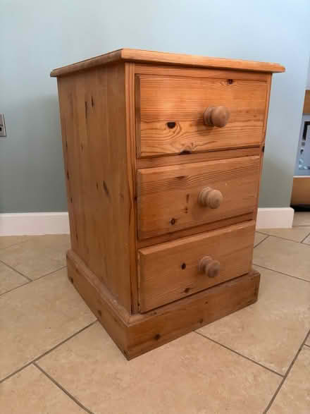 Photo of free Bedside draw unit (4 miles from Axminster) #1