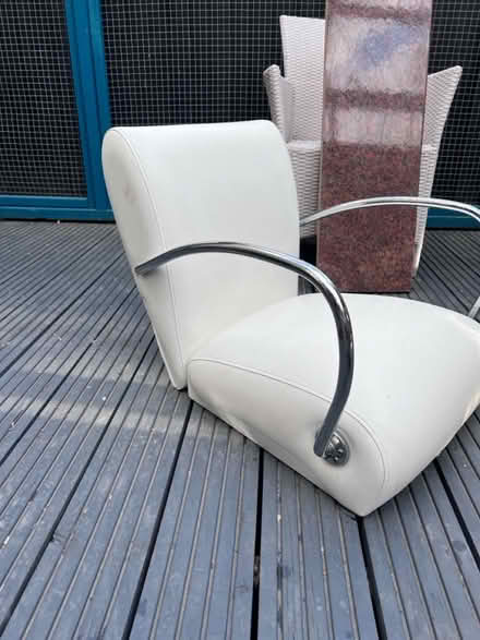 Photo of free Hairdressers chair (Grays RM20) #2