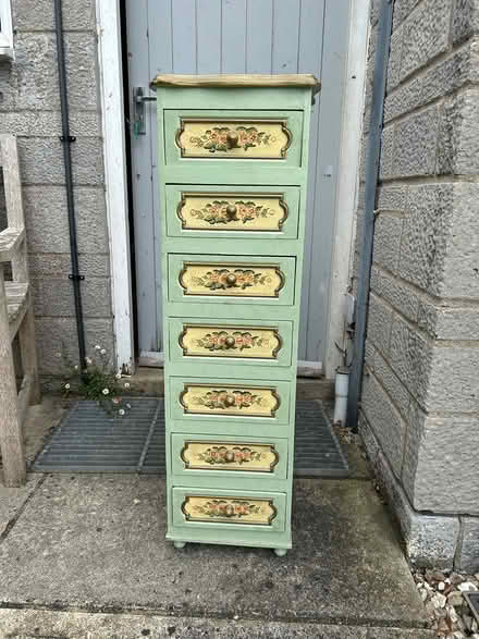 Photo of free Chest of drawers (Long Sutton, Nr Langport) #1