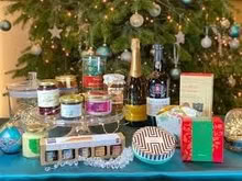 Photo of Raffle prizes (S137ET) #3