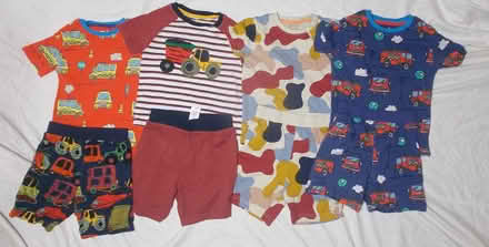 Photo of free 4x Short Sleeve & Shorts 1.5-2Y (Potters Bar EN6) #1