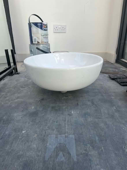 Photo of free Sink (Tufnell Park N19) #3