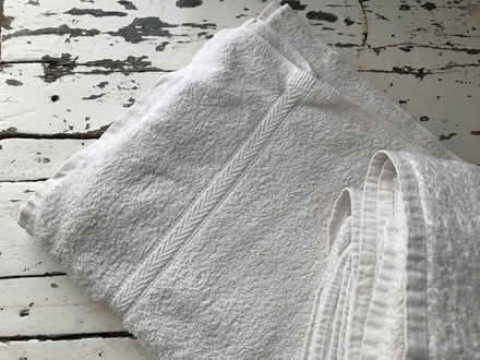 Photo of free White towels - large (N16) #2