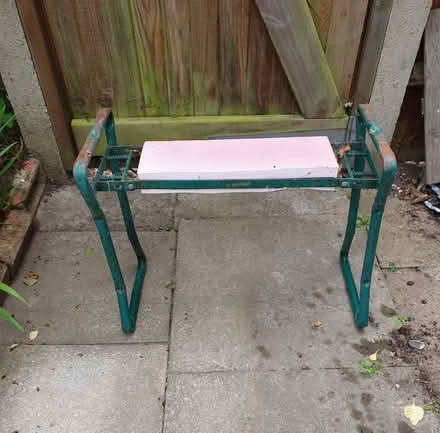 Photo of free Garden kneeler (CT7) #1