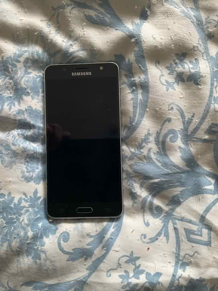 Photo of free Mobile phone (Westgate LA4) #1