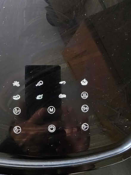 Photo of free Daewoo Air Fryer (Woodley RG5) #3