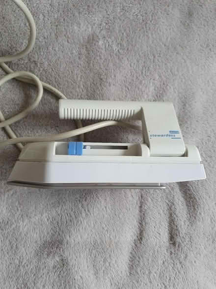 Photo of free Travel iron (Purley CR8) #2