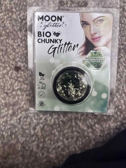 Photo of free Sequins badges stickers glitter (Hove) #4