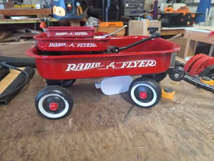 Photo of free Mini Red Wagons set (3) (Longview, Antioch 94509) #1
